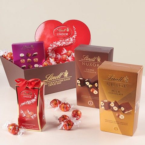 Product photo for Sweet Treasure: Variedad de Chocolates Lindt