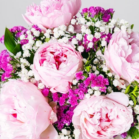 Unique: Peonías rosas y Statice Fucsia highlight