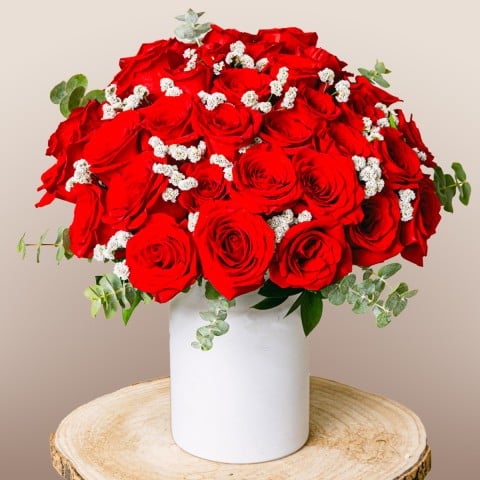 Pasión Infinita: 30 Rosas Rojas