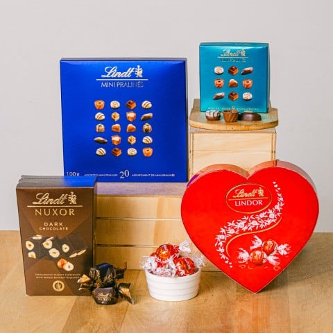 Sweet Treasure: Variedad de Chocolates Lindt