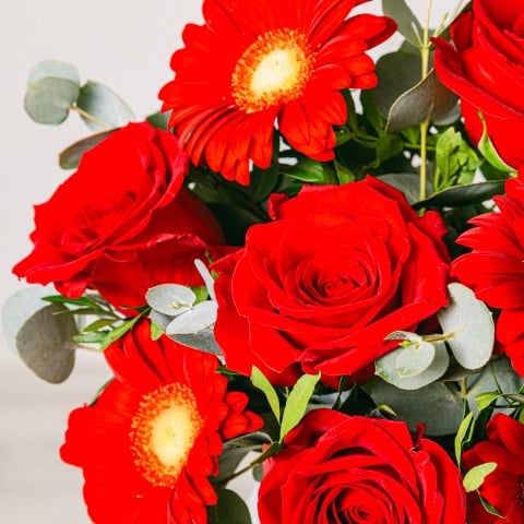 Amor en Flor: Cava y chocolates highlight