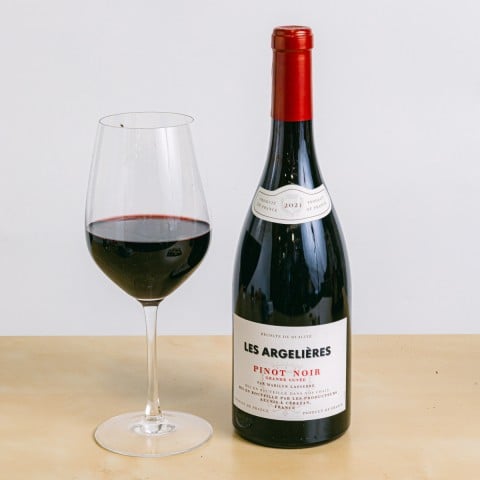Exquisite Melody: Vino Rosado, Vino Tinto, Vino Blanco y Vino Espumoso highlight