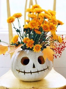 Incluso los monstruos de Halloween aman las flores