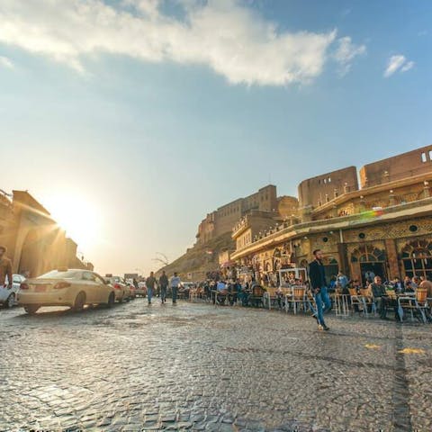 How Flowers Are Woven Into the Fabric of Baghdad’s History - Flora Queen