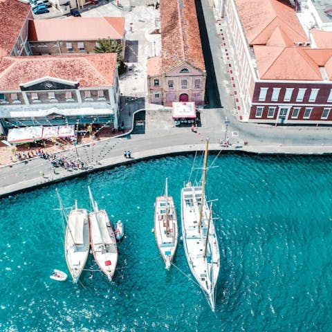 The Jewel of Andalusia: Unveiling the History of Grenada, Spain - Flora Queen