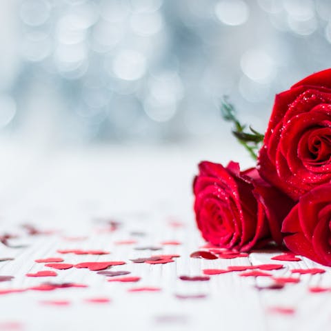 What Do Your Valentine’s Day Roses Say About You? - Flora Queen