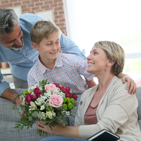 Mother’s Day Flowers: Top Flowers for Mother’s Day - Flora Queen