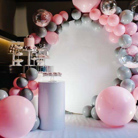 Learn How to Make a Balloon Arch for Any Occasion - Flora Queen