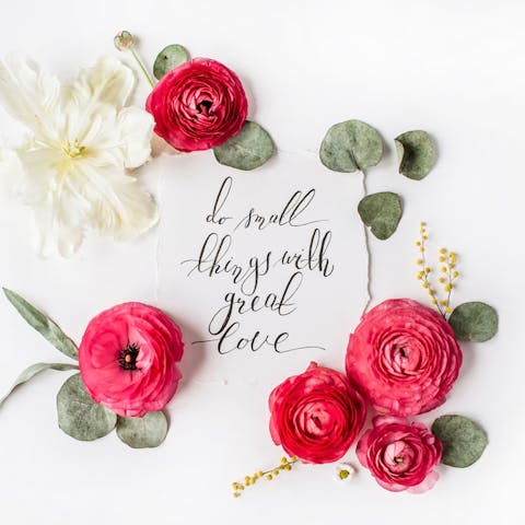 Discover Our Quotes about Flowers and Share Them with Your Loved Ones - Flora Queen