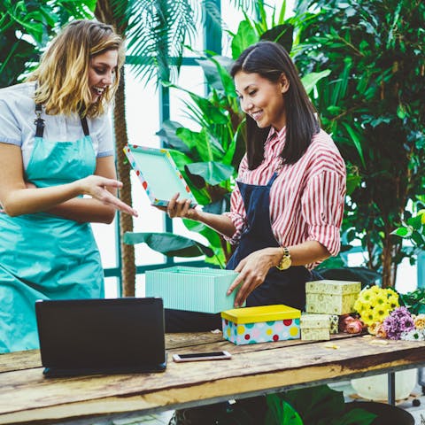 Learn How To Send Flowers Internationally Successfully - Flora Queen