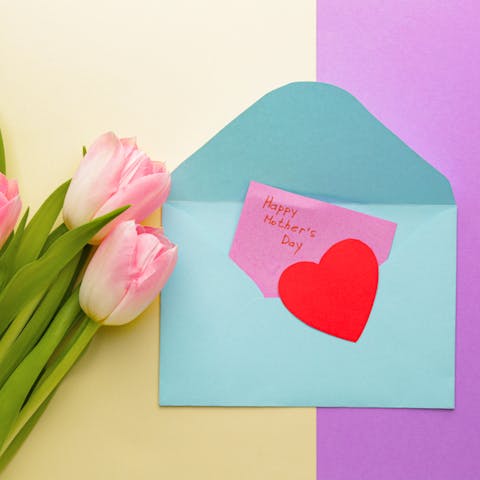 A Quick Guide on How to Send Flowers Internationally - Flora Queen