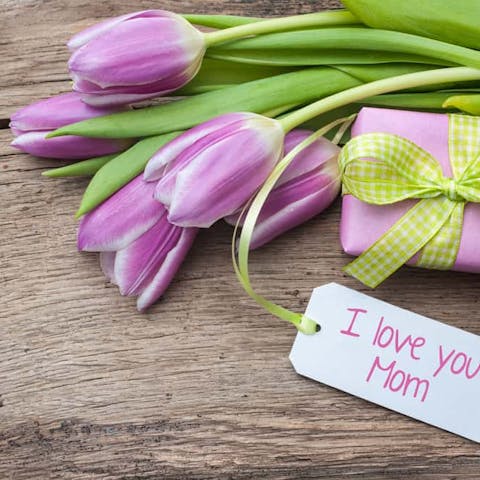 Sweet Words to Write on Flower Cards - Flora Queen