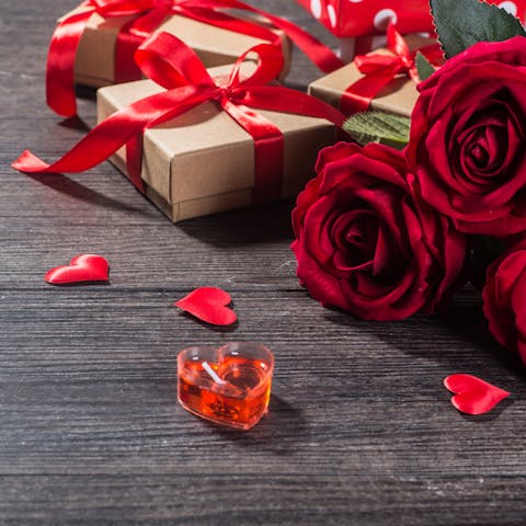 Valentine’s Day Roses - Flora Queen