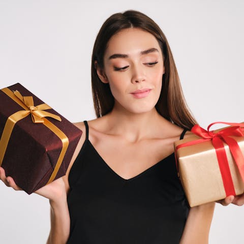 What to Send Instead of Flowers: Beautiful and Thoughtful Gifts - Flora Queen