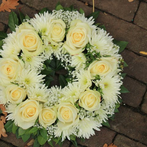Funeral Wreaths - Flora Queen