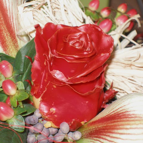 Give an Everlasting Rose – Waxed Roses and Their Meaning - Flora Queen