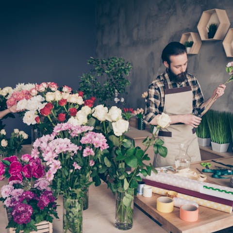 Flower Care Outline for New Owners - Flora Queen