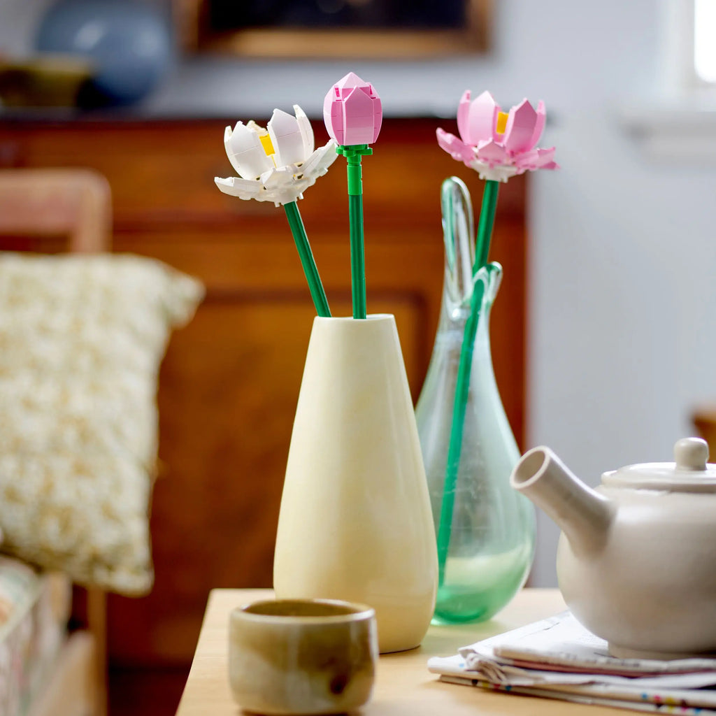 LEGO Beautiful Lotus Gift Flora Queen Flora Queen