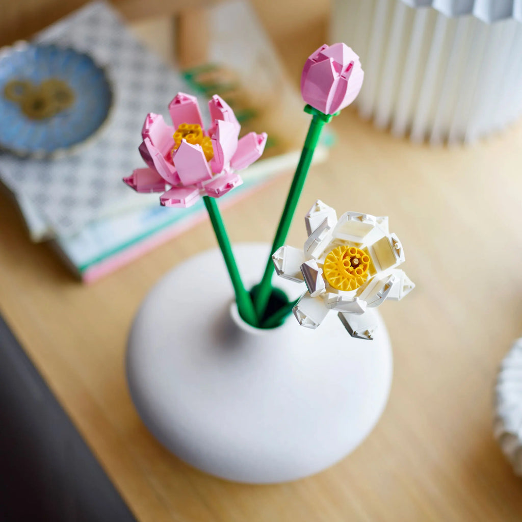 LEGO Beautiful Lotus Gift Flora Queen Flora Queen