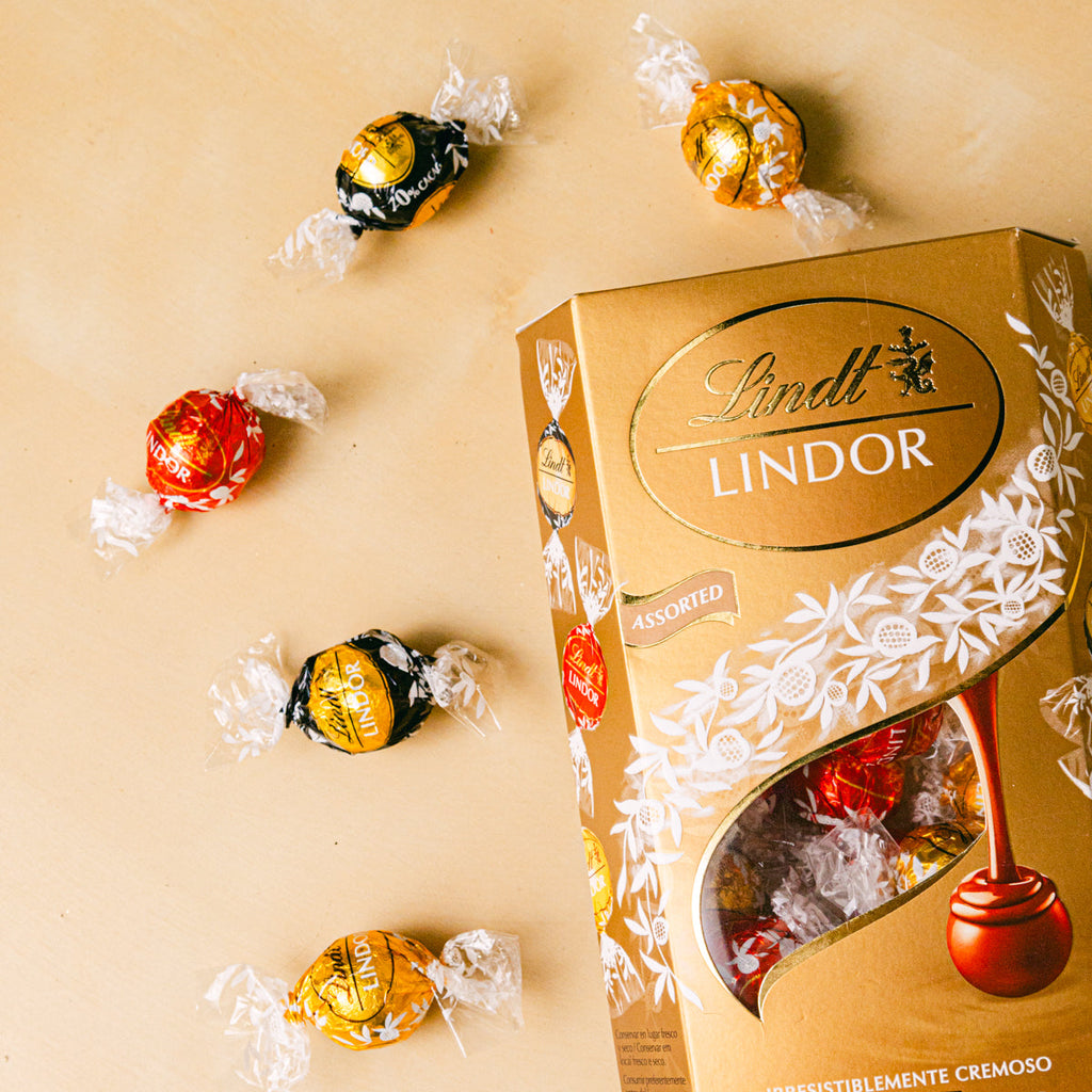 Season’s Greetings Flora Queen Flora Queen