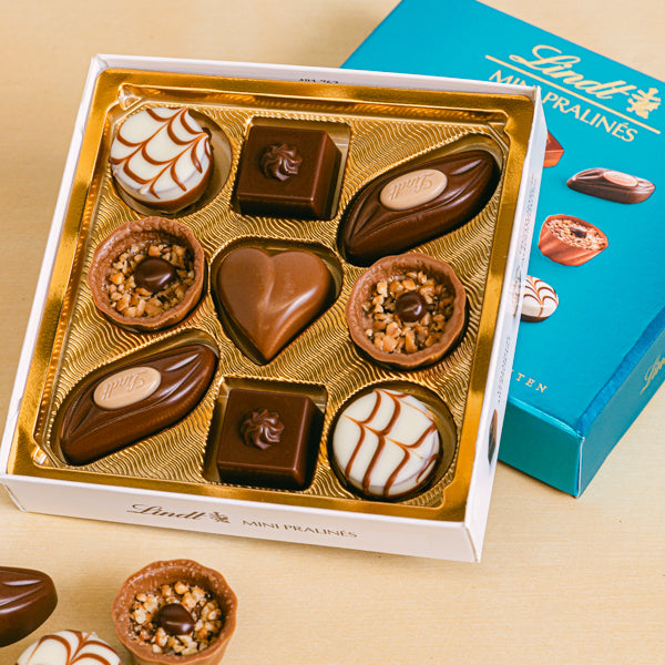 New Year Feast Flora Queen Flora Queen